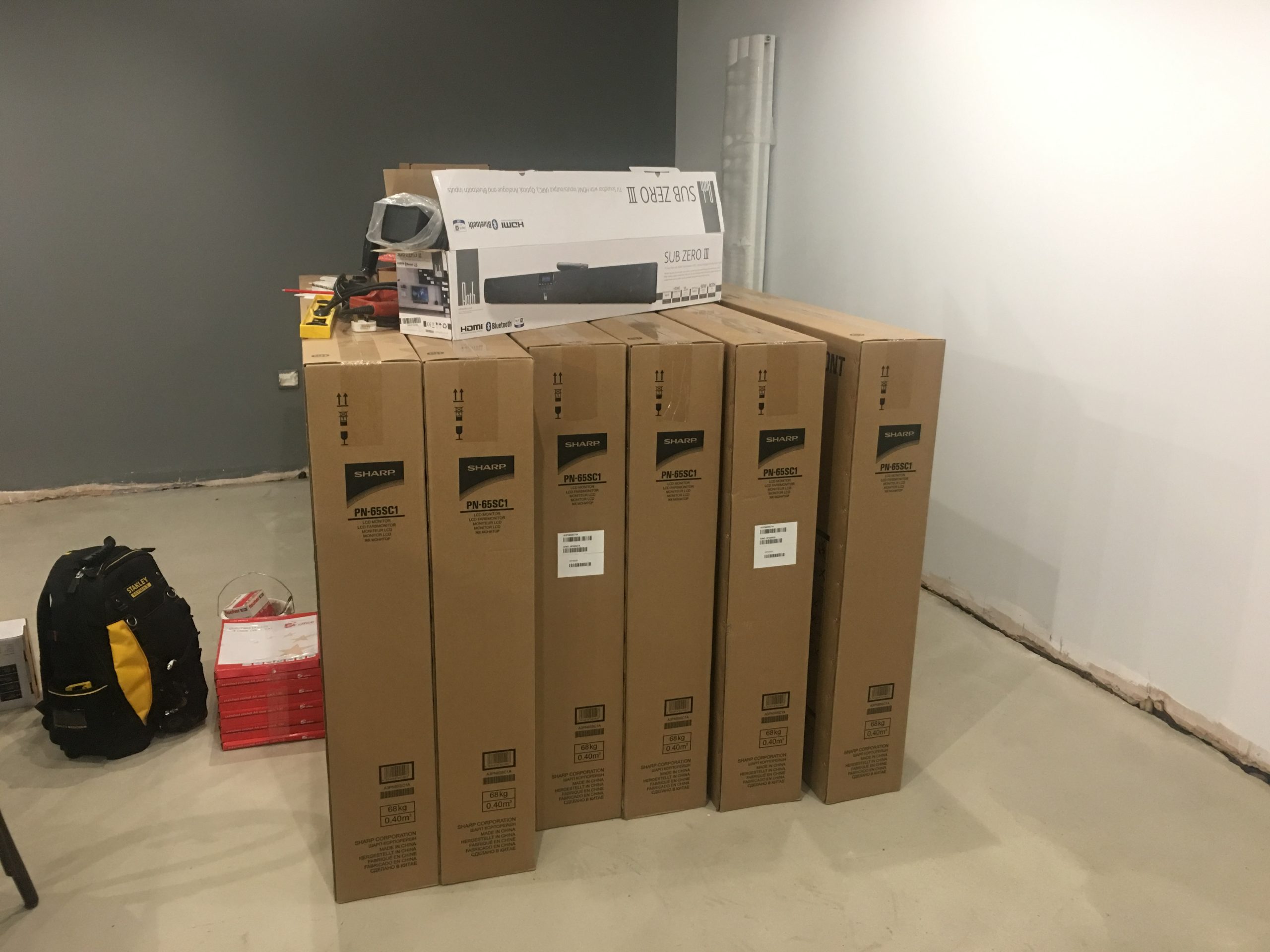 school-tv-installation-bournemouth-AV-equipment-maintenance